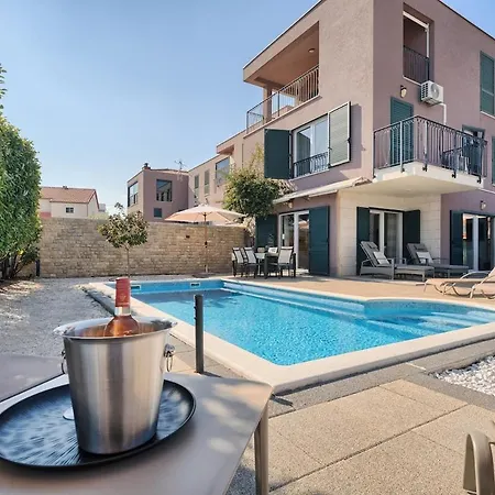 Onnela - Garden&pool