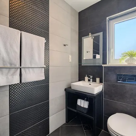 Onnela - Garden&pool Trogir