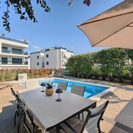 Onnela - Garden&pool Appartement *