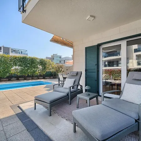 Onnela - Garden&pool * Trogir